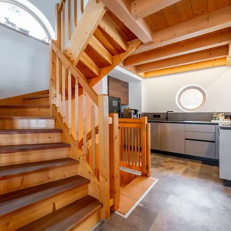 Schoeneben Op 't Suyden Wald im Pinzgau